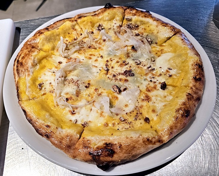 Tiek atklāta ēdināšanas zona « POSTe food hall » tirdzniecības centrā « Origo »  Tiek atklāta ēdināšanas zona « POSTe food hall » tirdzniecības centrā « Origo » 380815