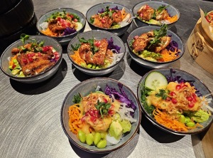 Tiek atklāta ēdināšanas zona « POSTe food hall » tirdzniecības centrā « Origo » 24