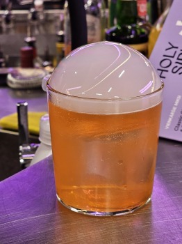 Tiek atklāta ēdināšanas zona « POSTe food hall » tirdzniecības centrā « Origo » 25