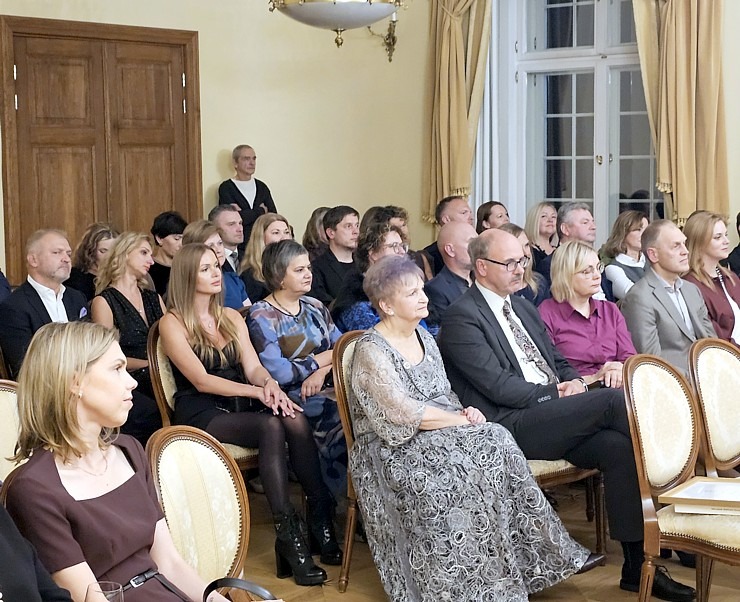 Latvijas Piļu un muižu asociācija svin 25 gadu jubileju Mālpils muižā 380900