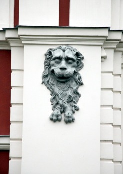 Apceļojam Latviju ar 486 zirgspēku jaudīgo « Xpeng G6 » - Jelgavas pils. Sadarbībā ar Autobrava 24