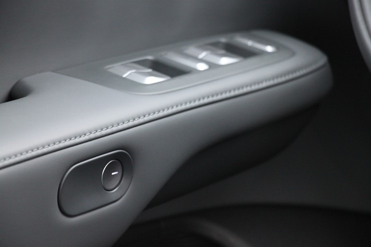 Apceļojam Latviju ar 486 zirgspēku jaudīgo « Xpeng G6 » no auto centra «Autobrava» 381042