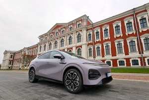 Apceļojam Latviju ar 486 zirgspēku jaudīgo « Xpeng G6 » no auto centra «Autobrava» 12