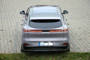 Apceļojam Latviju ar 486 zirgspēku jaudīgo « Xpeng G6 » no auto centra «Autobrava» 15