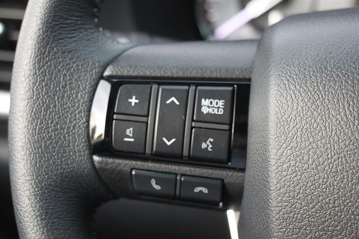 Sadarbībā ar auto nomu «SIXT Latvija» apceļojam Latviju - Toyota Hilux no 53 eiro dienā 381111