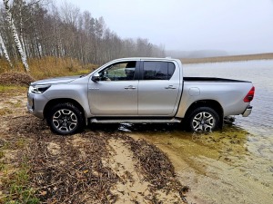 Sadarbībā ar auto nomu «SIXT Latvija» apceļojam Latviju - Toyota Hilux no 53 eiro dienā 4