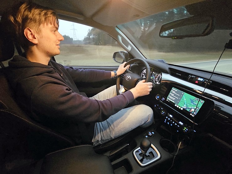 Toyota Hilux ir izcils piedzīvojumu auto, ko piedāvā «SIXT Latvija» no 53 eiro dienā 381166