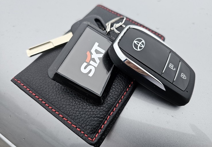 Toyota Hilux ir izcils piedzīvojumu auto, ko piedāvā «SIXT Latvija» no 53 eiro dienā 381180