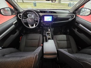 Toyota Hilux ir izcils piedzīvojumu auto, ko piedāvā «SIXT Latvija» no 53 eiro dienā 11