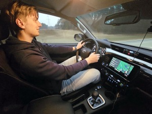 Toyota Hilux ir izcils piedzīvojumu auto, ko piedāvā «SIXT Latvija» no 53 eiro dienā 26