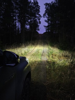 Toyota Hilux ir izcils piedzīvojumu auto, ko piedāvā «SIXT Latvija» no 53 eiro dienā 27