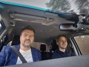 Toyota Hilux ir izcils piedzīvojumu auto, ko piedāvā «SIXT Latvija» no 53 eiro dienā 34