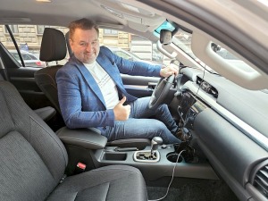 Toyota Hilux ir izcils piedzīvojumu auto, ko piedāvā «SIXT Latvija» no 53 eiro dienā 6