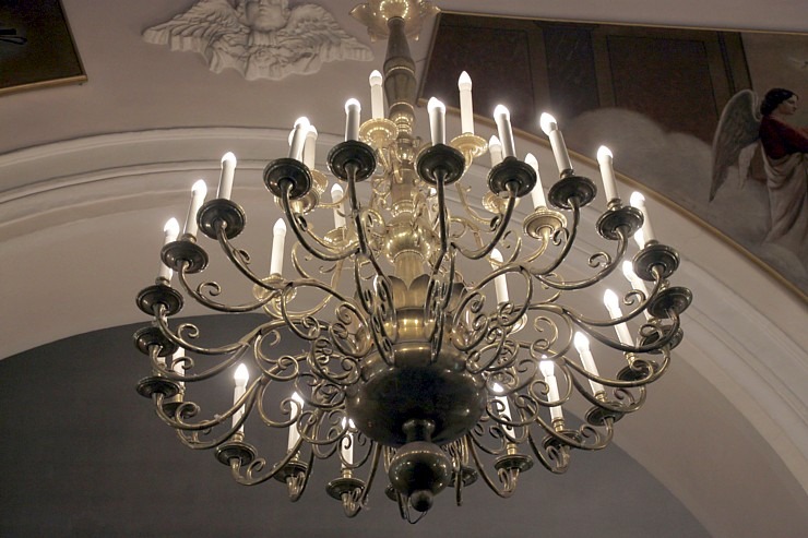 Katoļu kardināls Jānis Pujats kopā ar kristiešiem svin savu 95. dzimšanas dienu 381407