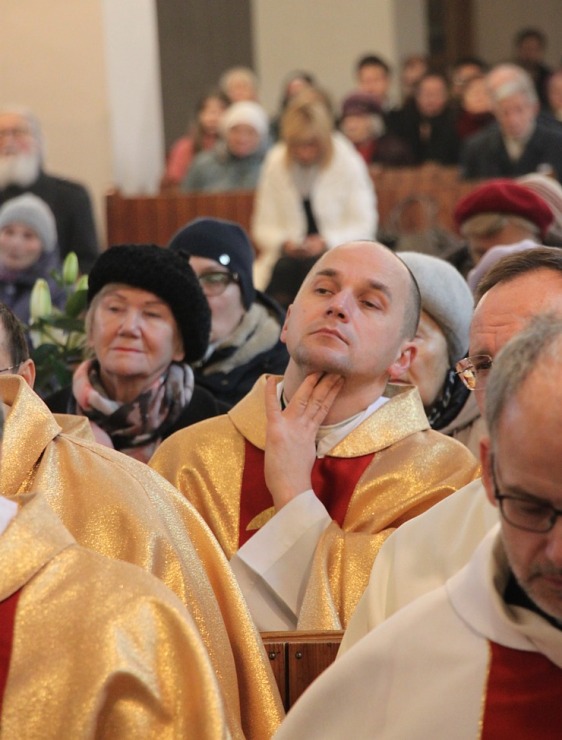 Katoļu kardināls Jānis Pujats kopā ar kristiešiem svin savu 95. dzimšanas dienu 381423