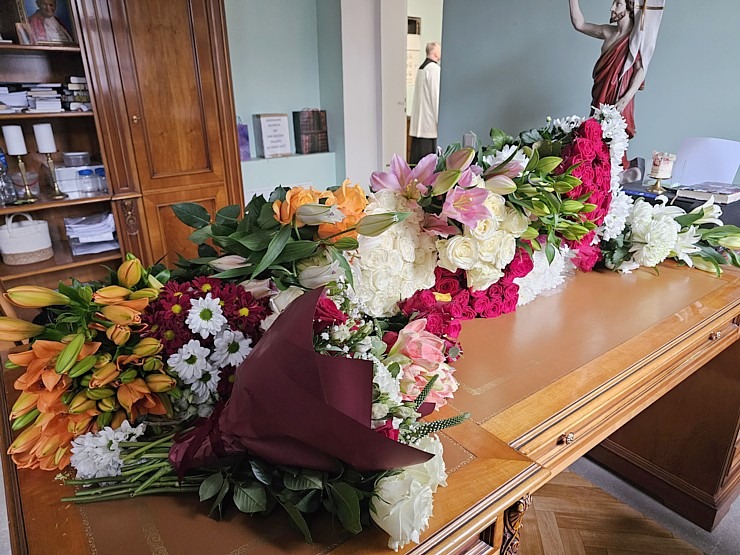 Katoļu kardināls Jānis Pujats kopā ar kristiešiem svin savu 95. dzimšanas dienu 381439