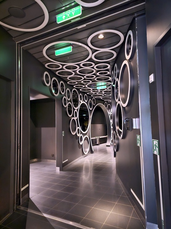 Valsts svētku laikā Rīgas ostā pirmoreiz viesojas Vācijas «AIDA Cruises» kuģis «AIDAprima» 381575