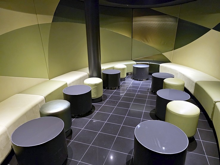 Valsts svētku laikā Rīgas ostā pirmoreiz viesojas Vācijas «AIDA Cruises» kuģis «AIDAprima» 381577