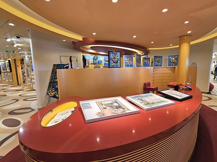 Valsts svētku laikā Rīgas ostā pirmoreiz viesojas Vācijas «AIDA Cruises» kuģis «AIDAprima» 381585