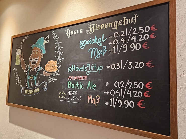 Valsts svētku laikā Rīgas ostā pirmoreiz viesojas Vācijas «AIDA Cruises» kuģis «AIDAprima» 381590