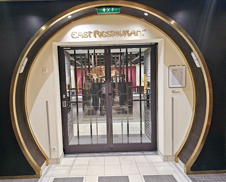 Valsts svētku laikā Rīgas ostā pirmoreiz viesojas Vācijas «AIDA Cruises» kuģis «AIDAprima» 381612