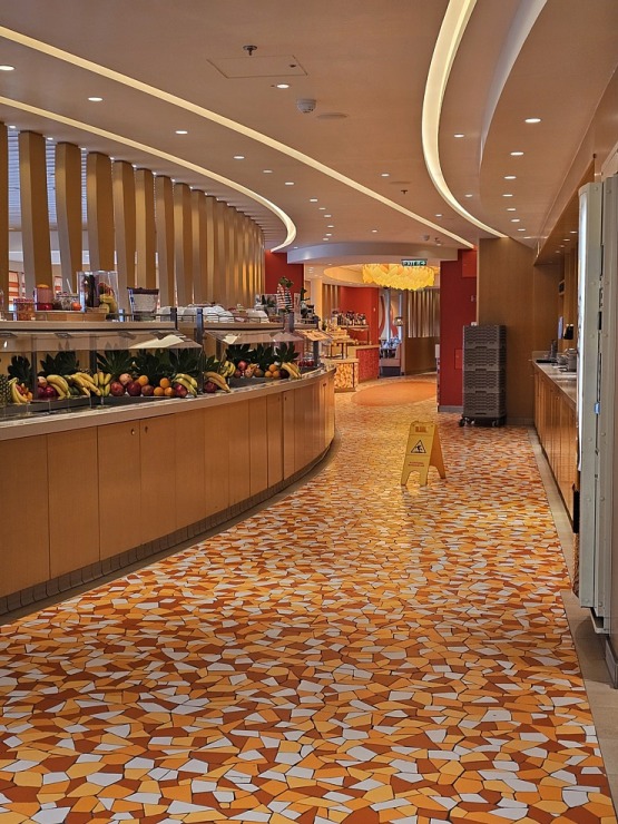 Valsts svētku laikā Rīgas ostā pirmoreiz viesojas Vācijas «AIDA Cruises» kuģis «AIDAprima» 381614