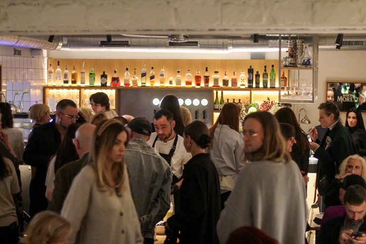 Rīgā atvērts jūras velšu cienītājiem radīts bistro 381707