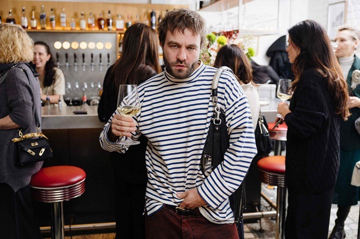 Rīgā atvērts jūras velšu cienītājiem radīts bistro 381709