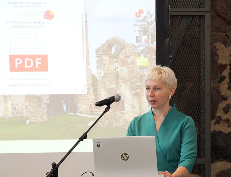 Zemgales Tūrisma asociācija satiekas Dobeles pilī un sveic gada labākos tūrisma objektus un uzņēmējus 381767