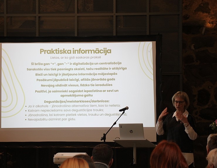 Zemgales Tūrisma asociācija satiekas Dobeles pilī un sveic gada labākos tūrisma objektus un uzņēmējus 381790