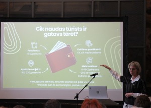 Zemgales Tūrisma asociācija satiekas Dobeles pilī un sveic gada labākos tūrisma objektus un uzņēmējus 36