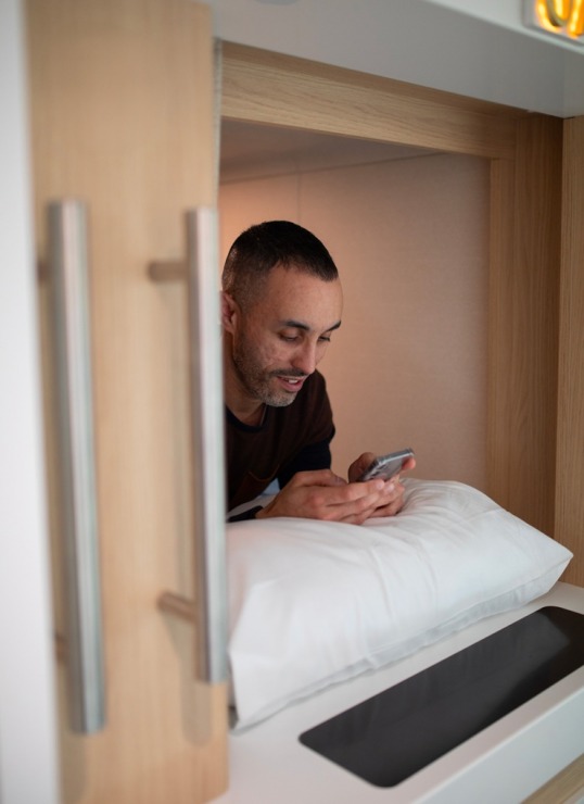 Kapsulu viesnīca tagad arī uz prāmja 381808