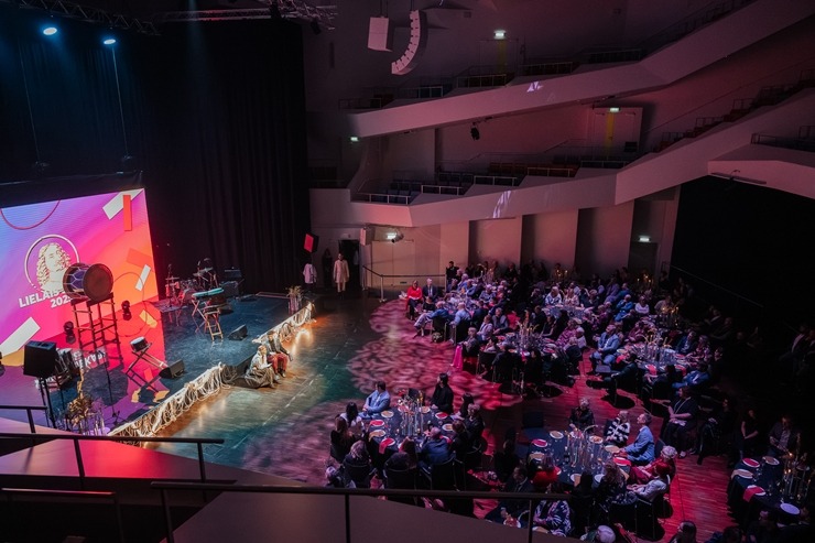 Liepājā tiek apbalvoti Kurzemes tūrisma gada balvas «Lielais Jēkabs 2025» ieguvēji. Foto: Valters Pelns 381906