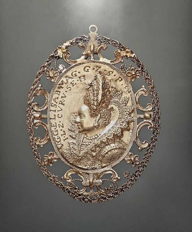 Sadarbībā ar auto nomu «Europcar Latvija» iepazīstam Dobeles pili 381942