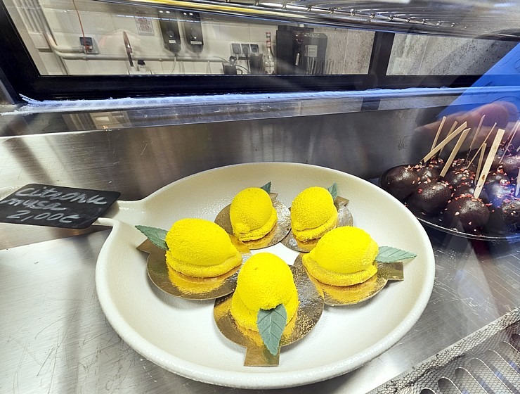 Iepazīstam šefpavāres Svetlanas Riškovas maizes un konditorejas izstrādājumu ceptuvi «ReMaize» Pierīgas Upesciemā 382000