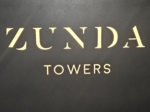 Latvija svinīgi sagaida vācu autoražotāja BMW jauno iX3 krosoveru 34