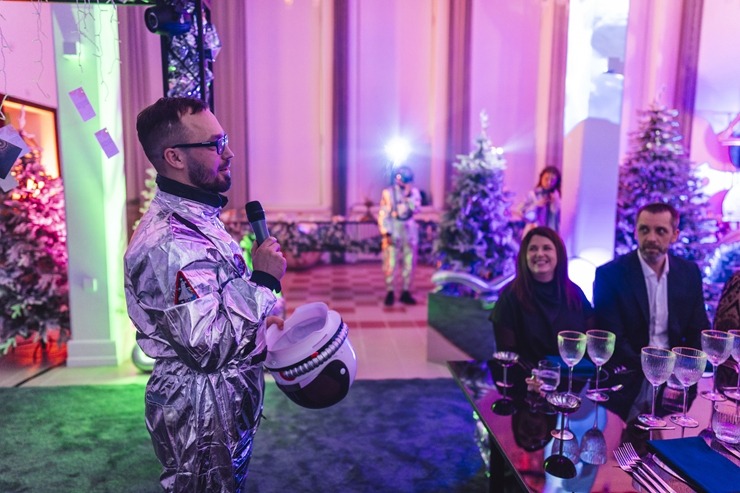 Liepājas «Bankhaus» - Kā Ziemassvētki izskatās no kosmosa? 382196