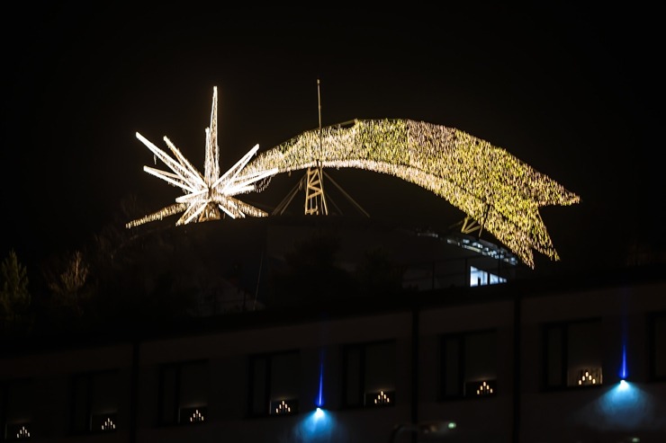 Ogres novadā iemirdzas Ziemassvētku rotājumi un svētku egles 382260