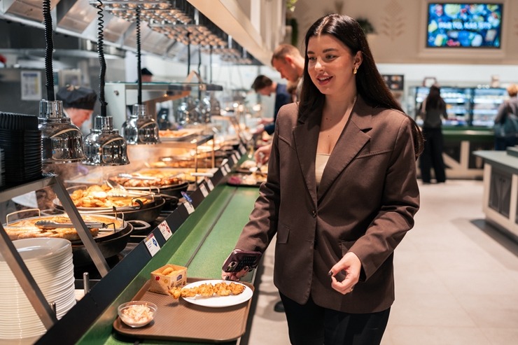 Atjaunotā LIDO restorāna atklāšanas pasākums tirdzniecības centrā «Domina Shopping». Foto: Ivars Ķezbers 382411
