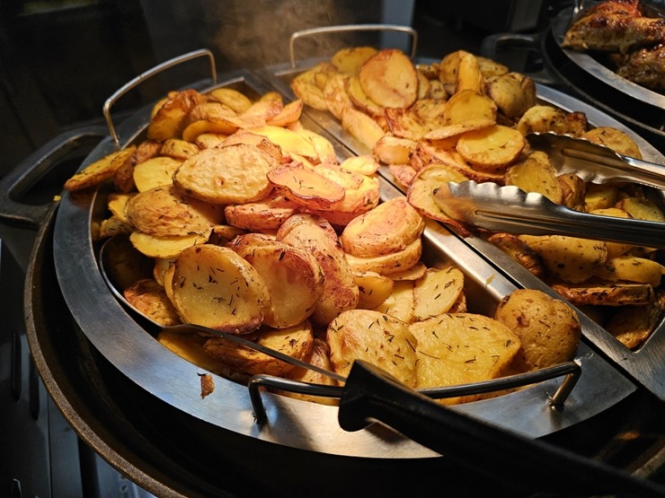 Apmeklējam un izbaudām atjaunoto LIDO restorānu tirdzniecības centrā «Domina Shopping» 382436