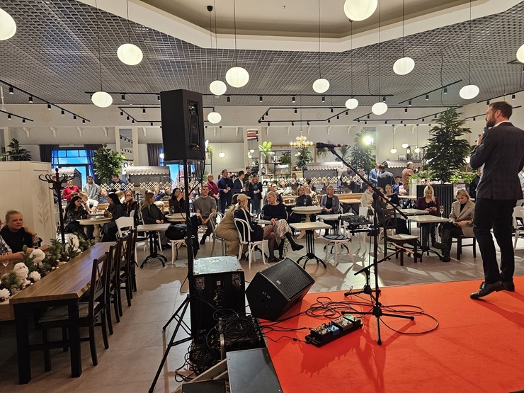 Apmeklējam un izbaudām atjaunoto LIDO restorānu tirdzniecības centrā «Domina Shopping» 382421