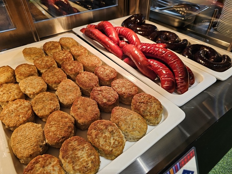 Apmeklējam un izbaudām atjaunoto LIDO restorānu tirdzniecības centrā «Domina Shopping» 382443