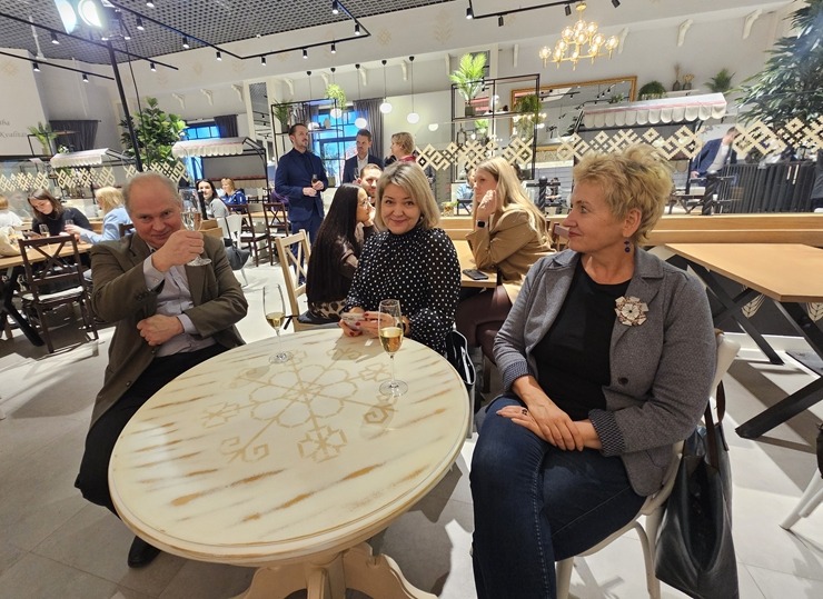 Apmeklējam un izbaudām atjaunoto LIDO restorānu tirdzniecības centrā «Domina Shopping» 382424