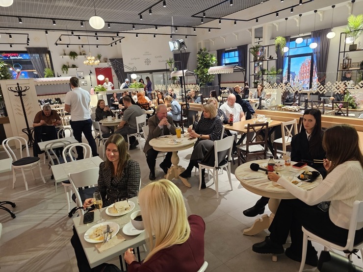 Apmeklējam un izbaudām atjaunoto LIDO restorānu tirdzniecības centrā «Domina Shopping» 382428