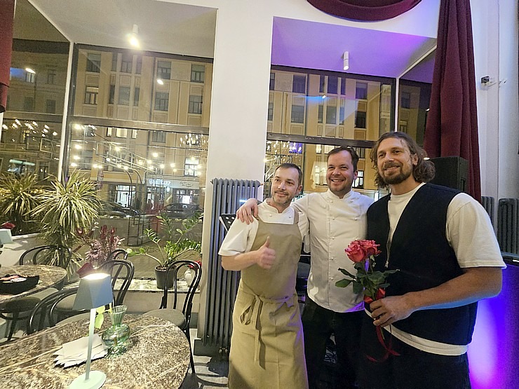 Uz Blaumaņa ielas Rīgā ir atvēries jauns restorāns «Mama Bistro Riga» 382669