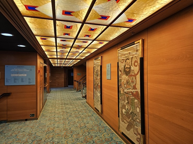 Kruīza kuģis «Borealis» no «Fred.Olsen Cruise Lines» flotes pirmo reizi ienāk Rīgas ostā 383033