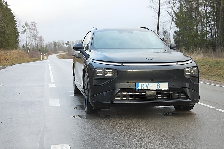 Sadarbībā ar «Autobrava» esam Latgales ceļos ar jaudīgo «Xpeng G9» 383744
