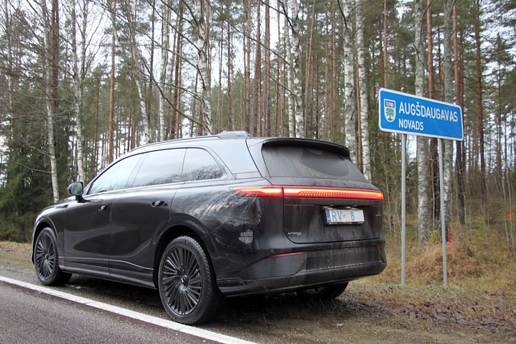 Sadarbībā ar «Autobrava» esam Latgales ceļos ar jaudīgo «Xpeng G9» 383762