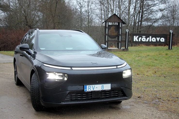 Sadarbībā ar «Autobrava» esam Latgales ceļos ar jaudīgo «Xpeng G9» 383736