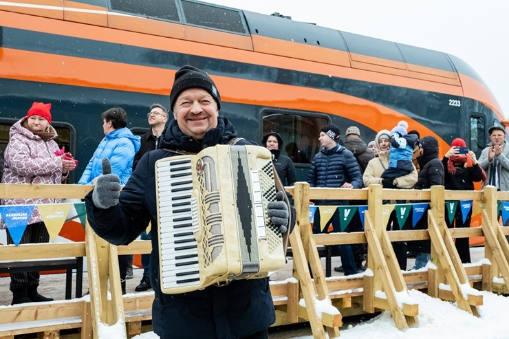 Tas ir noticis! Atklāts vilciena maršruts no Tartu uz Rīgu 383857